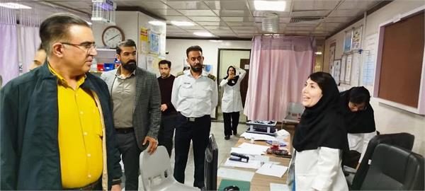 بازدید شبانه رئیس مجتمع بیمارستانی امام رضا(ع) از بخش‌های مختلف مجتمع و بیمارستان گلستان