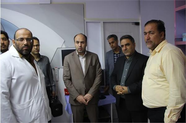 💢 صبح جمعه 🔻   💠 رئیس دانشگاه از محل راه اندازی دستگاه رادیوتراپی مجتمع بیمارستانی امام رضا (ع) بازدید کرد.