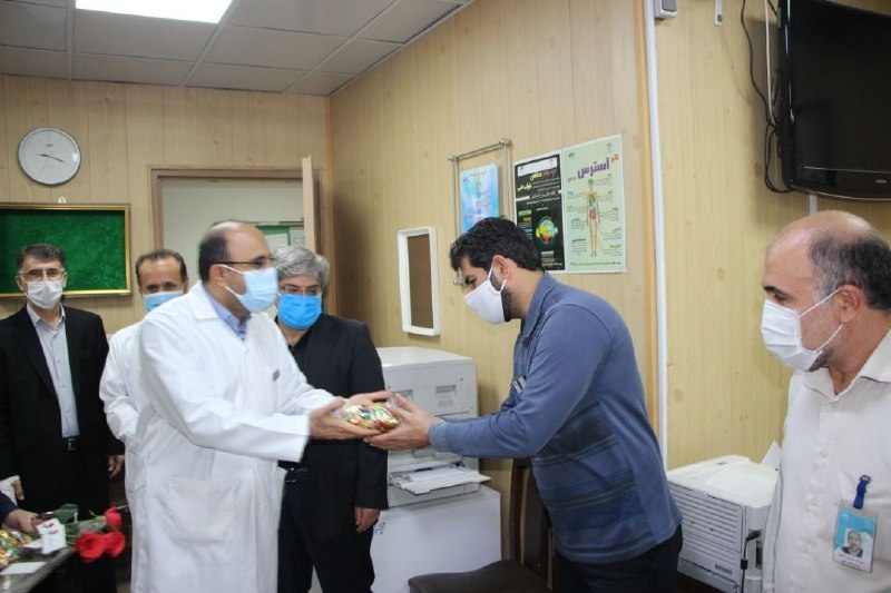 روز داروساز و کارمند