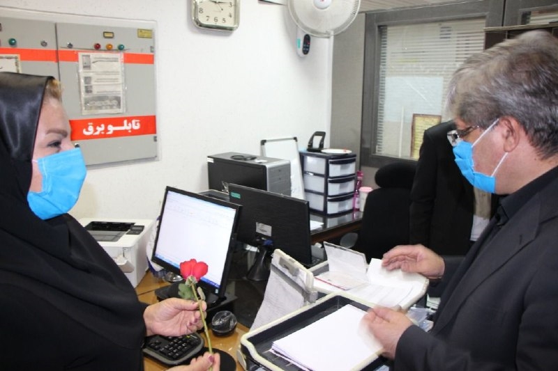 روز داروساز و کارمند