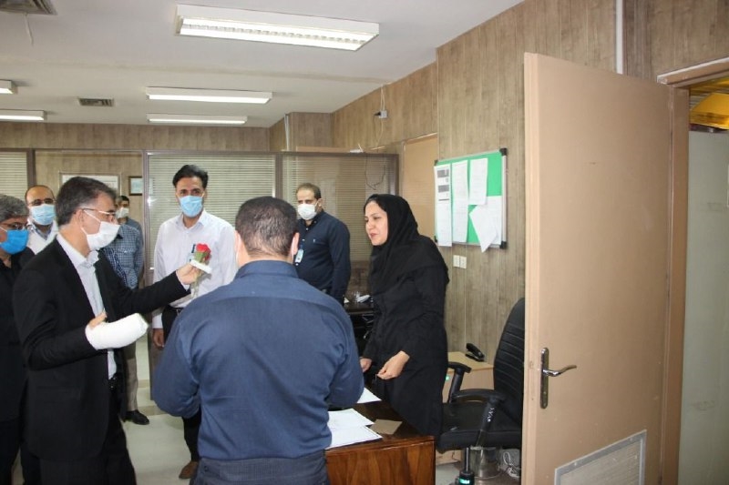 روز داروساز و کارمند